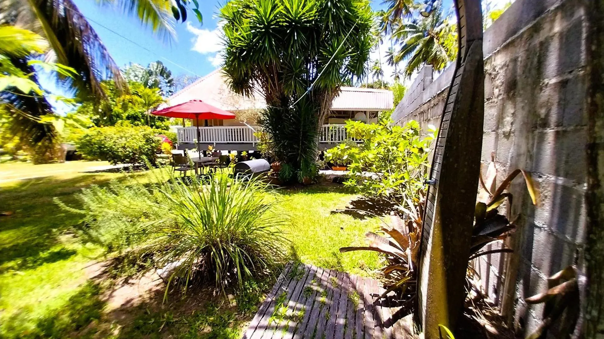 Tahiti - Fare Vainato Beach Punaauia  Hébergement de vacances Punaauia (Tahiti)