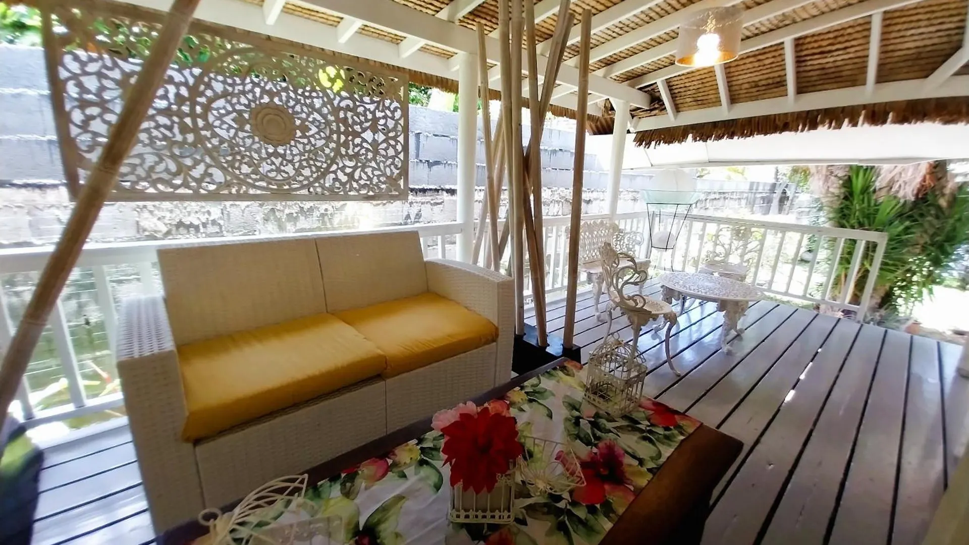 Tahiti - Fare Vainato Beach Punaauia  Hébergement de vacances
